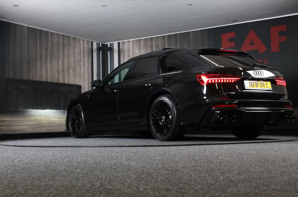 55 TFSI E Quattro Competition / Leder / CC / Memory / Elek Stoelen / Virtual Cockpit / Lane Assist / F1 / Camera