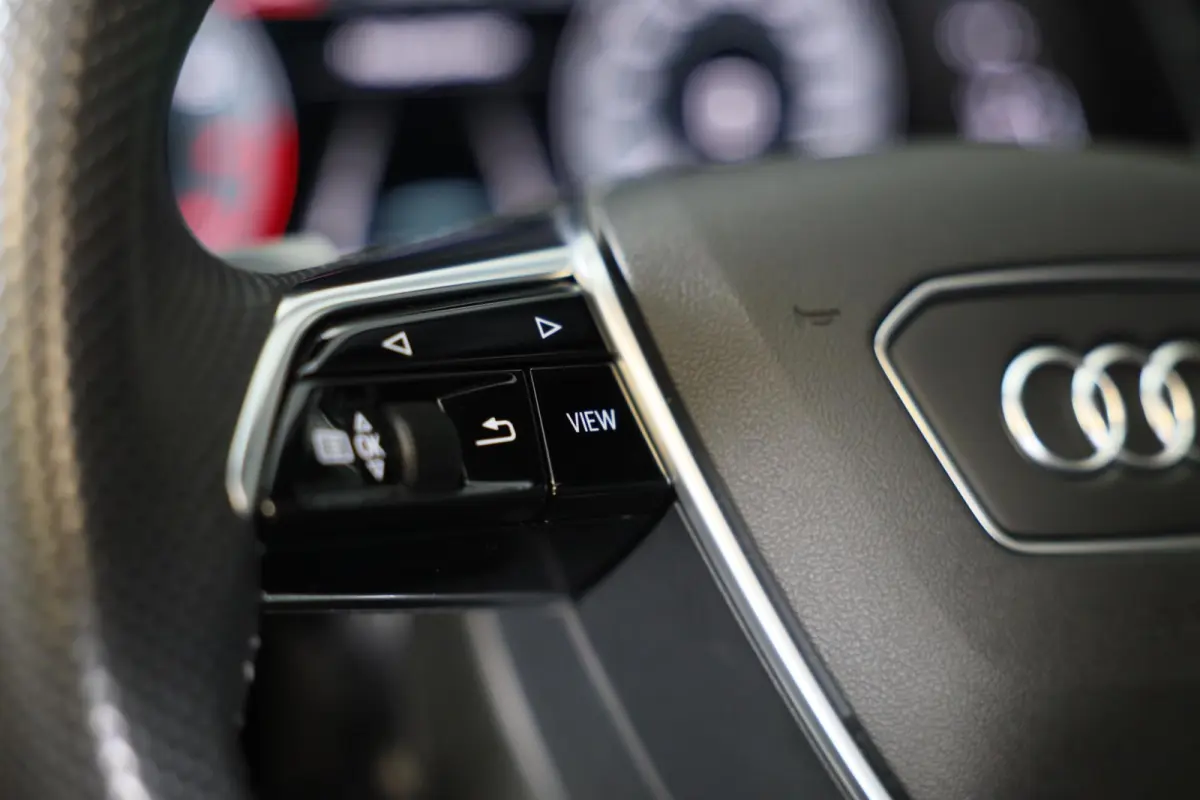 55 TFSI E Quattro Competition / Leder / CC / Memory / Elek Stoelen / Virtual Cockpit / Lane Assist / F1 / Camera