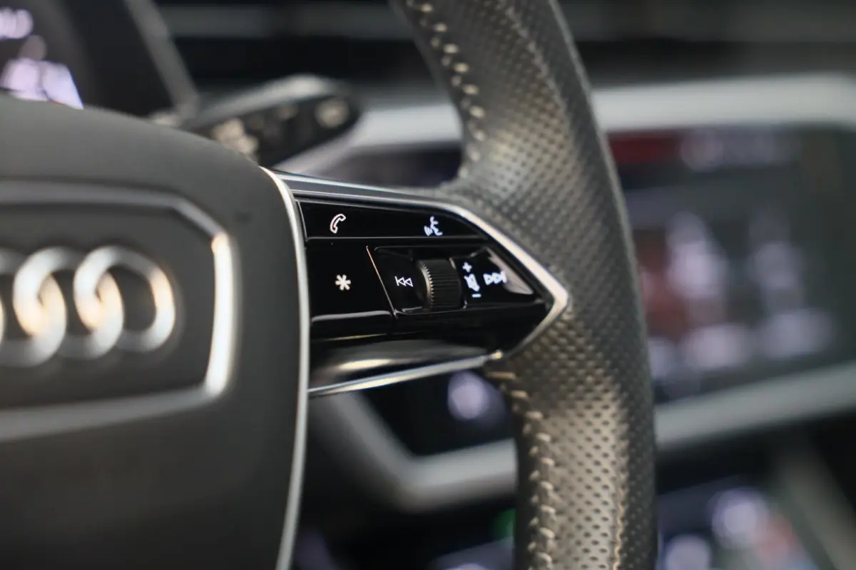 55 TFSI E Quattro Competition / Leder / CC / Memory / Elek Stoelen / Virtual Cockpit / Lane Assist / F1 / Camera
