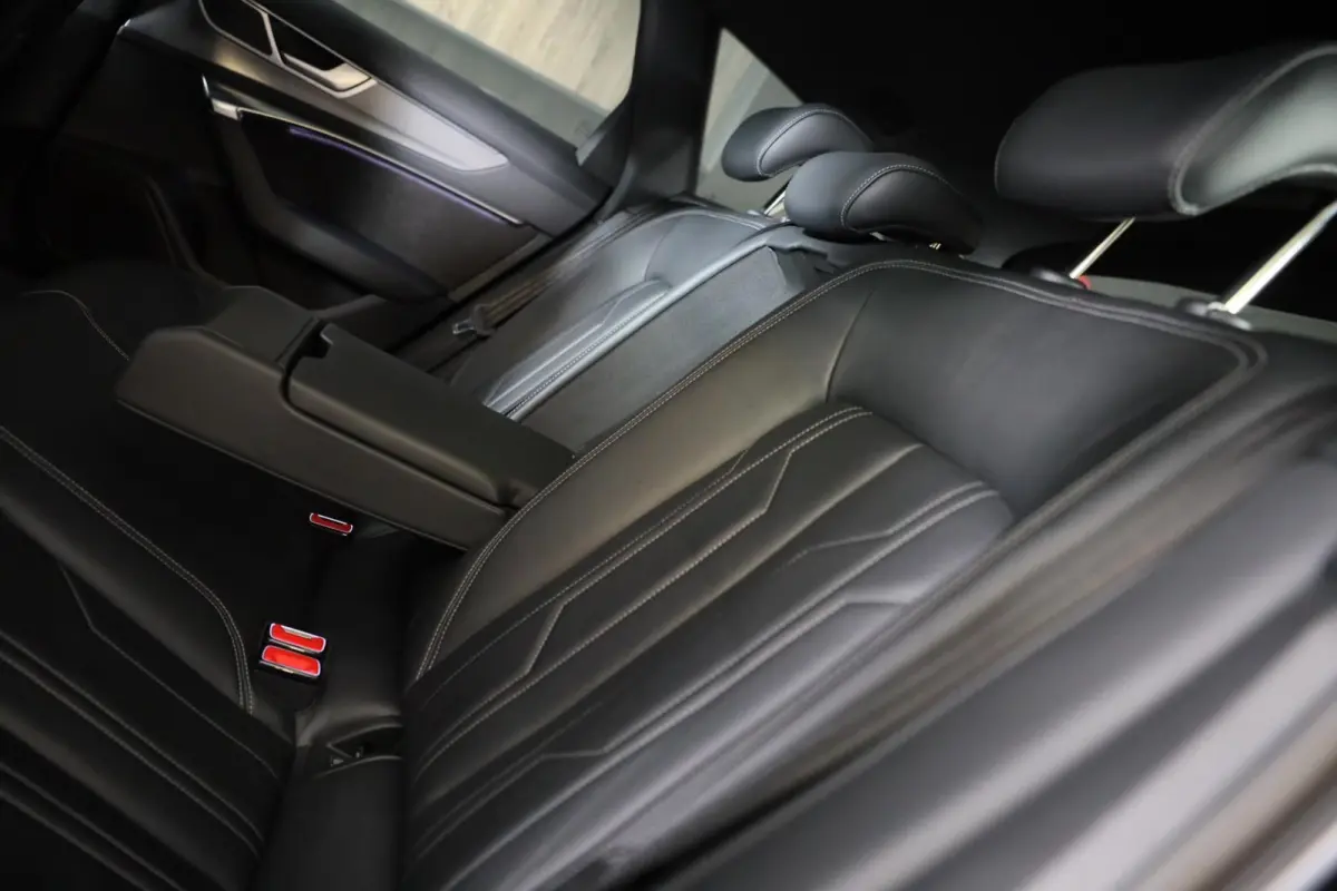 55 TFSI E Quattro Competition / Leder / CC / Memory / Elek Stoelen / Virtual Cockpit / Lane Assist / F1 / Camera