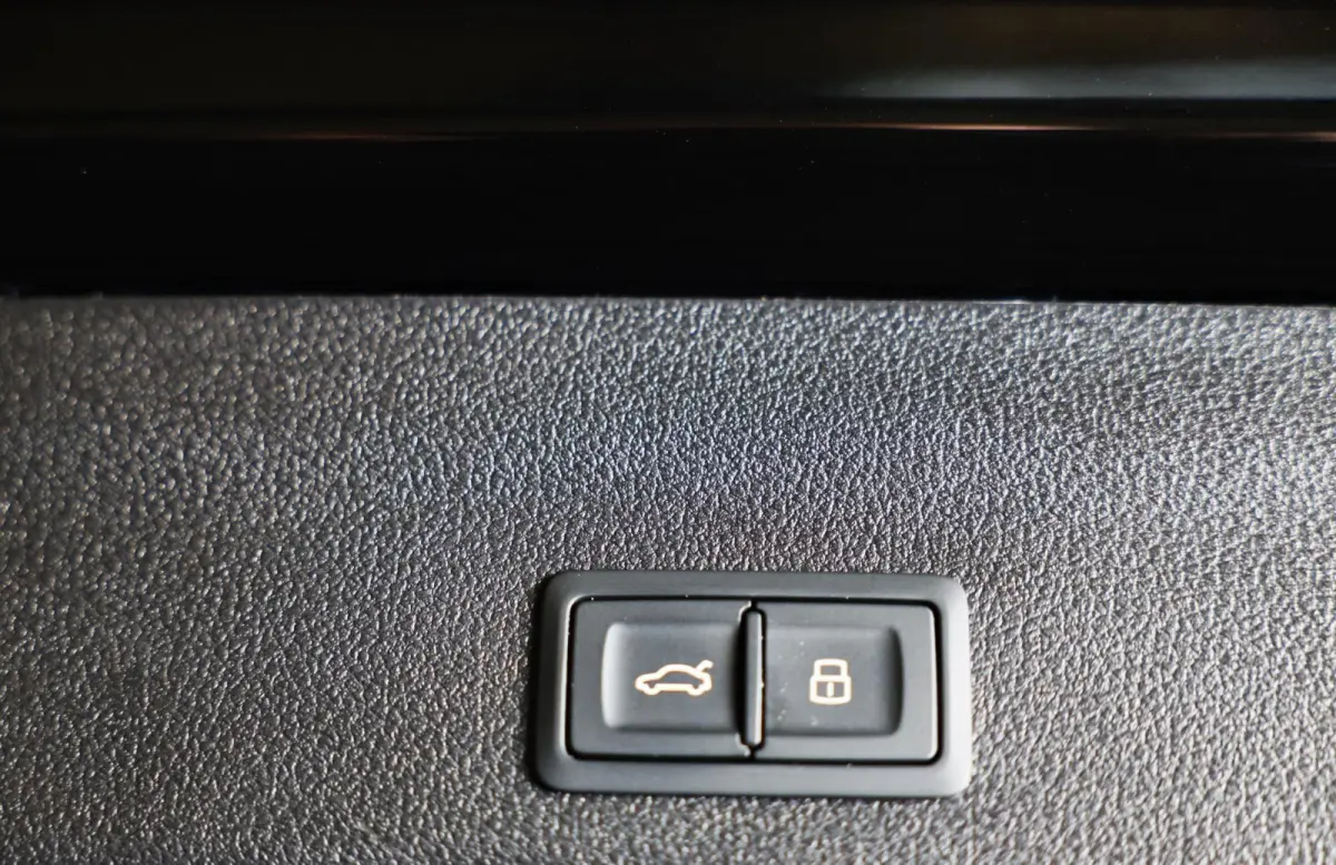 55 TFSI E Quattro Competition / Leder / CC / Memory / Elek Stoelen / Virtual Cockpit / Lane Assist / F1 / Camera