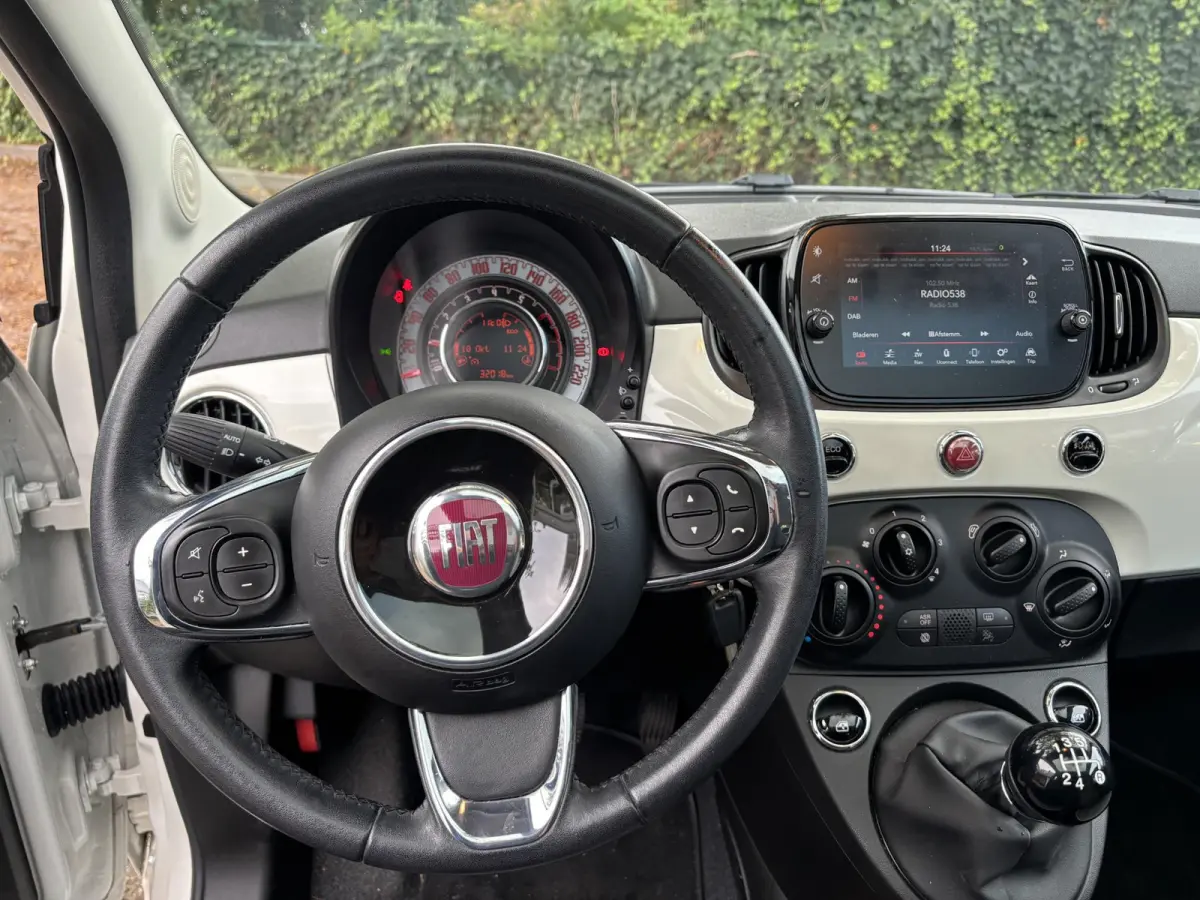 0.9 TwinAir Turbo Lounge|Pano|PDC|Parelmoer wit