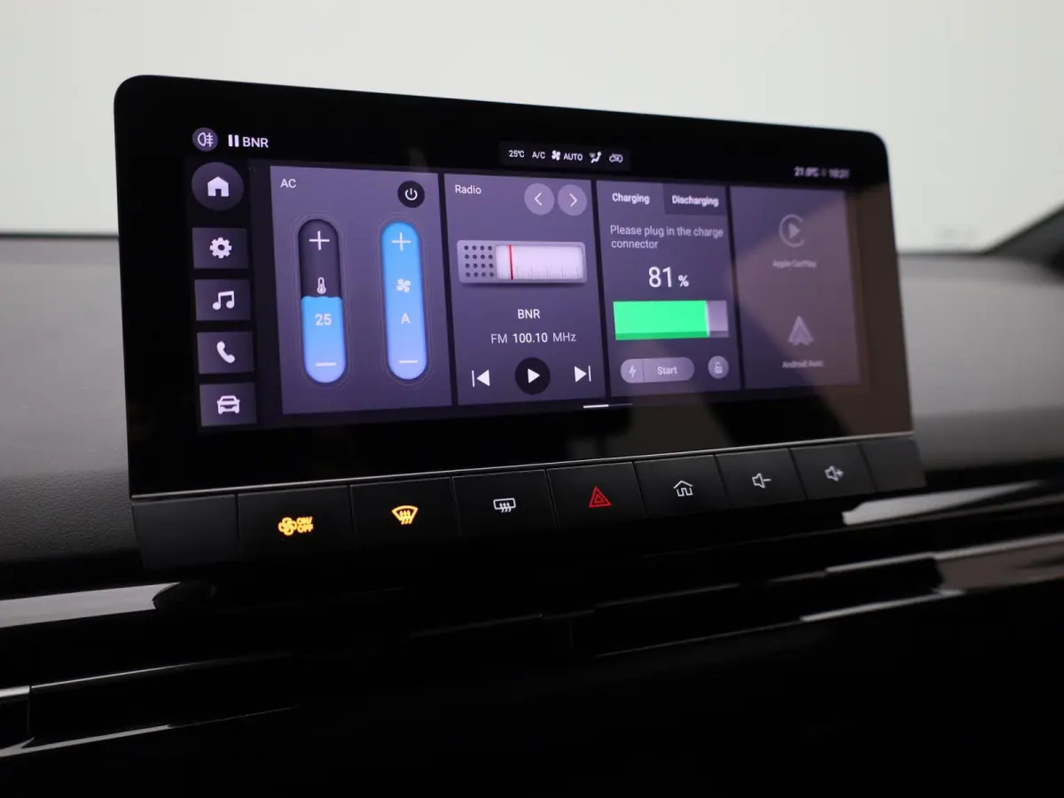 Standard 51 kWh | Navigatie | Apple Carplay / Android Auto | Stoel/Stuur verwarming | Virtual Cockpit | Parkeersensoren | Climate Control |