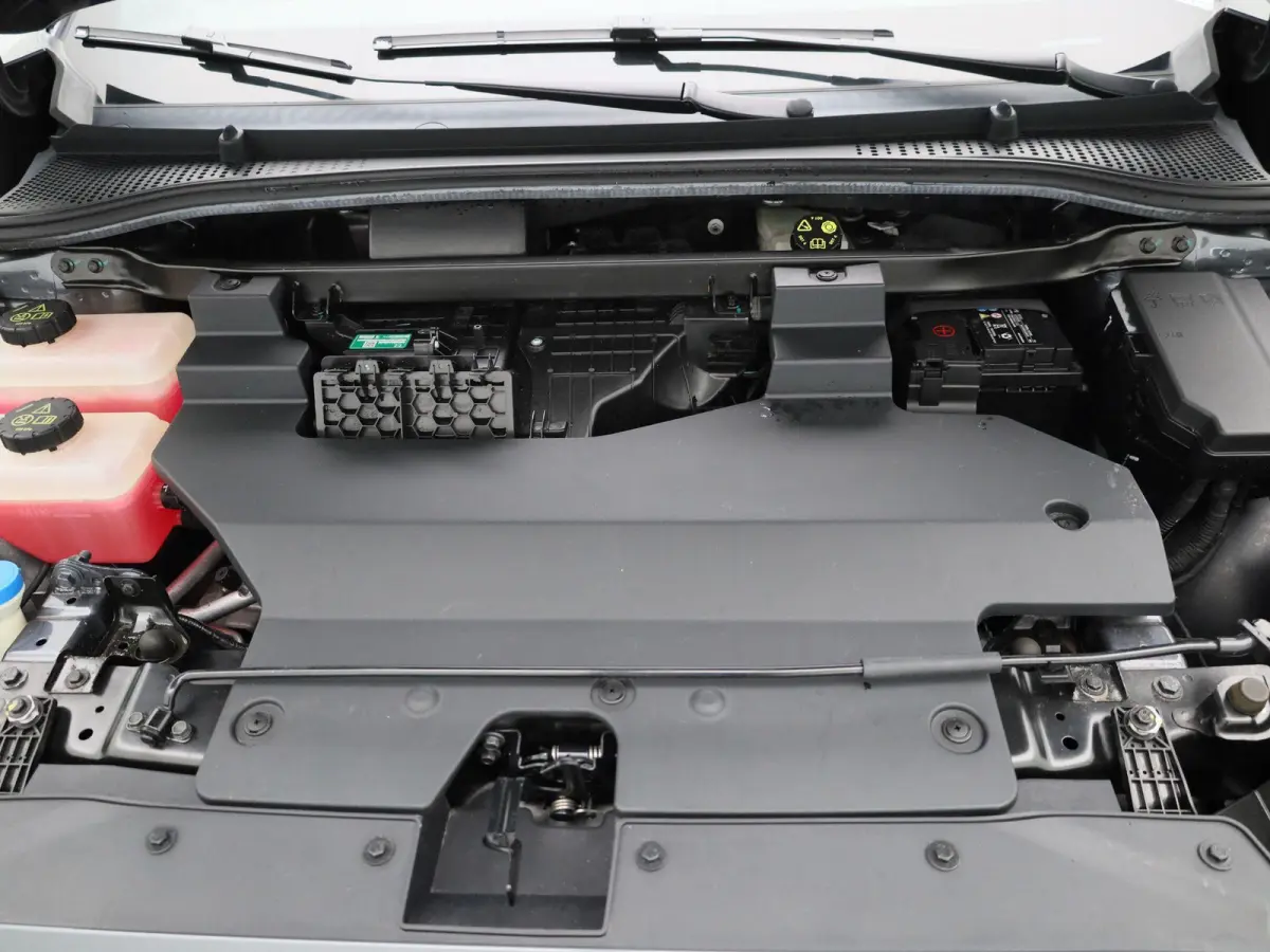 Standard 51 kWh | Navigatie | Apple Carplay / Android Auto | Stoel/Stuur verwarming | Virtual Cockpit | Parkeersensoren | Climate Control |