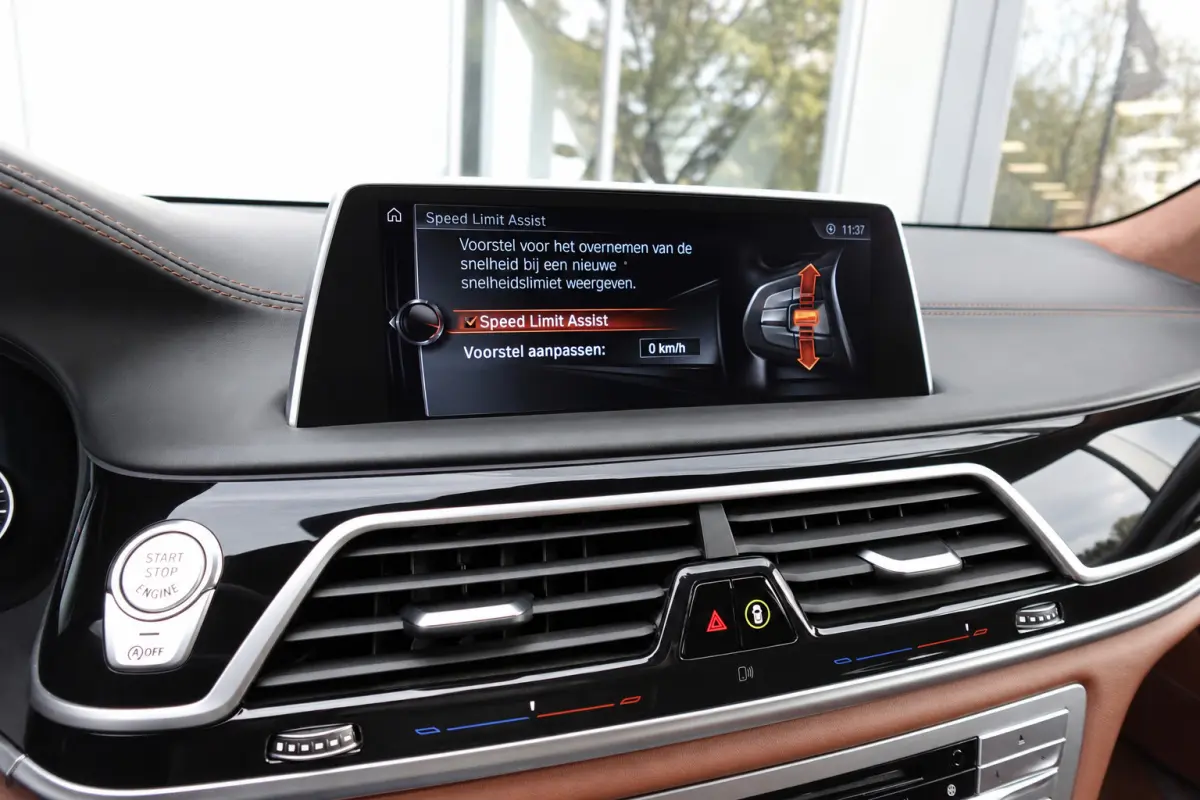 750Li xDrive PANO KEYLESS 360 CAM