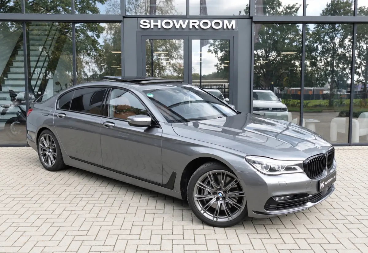 750Li xDrive PANO KEYLESS 360 CAM