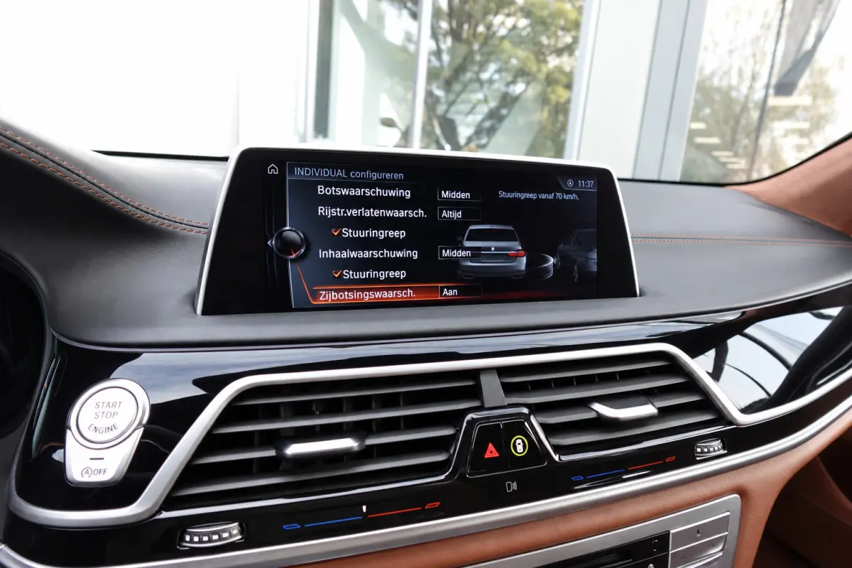 750Li xDrive PANO KEYLESS 360 CAM