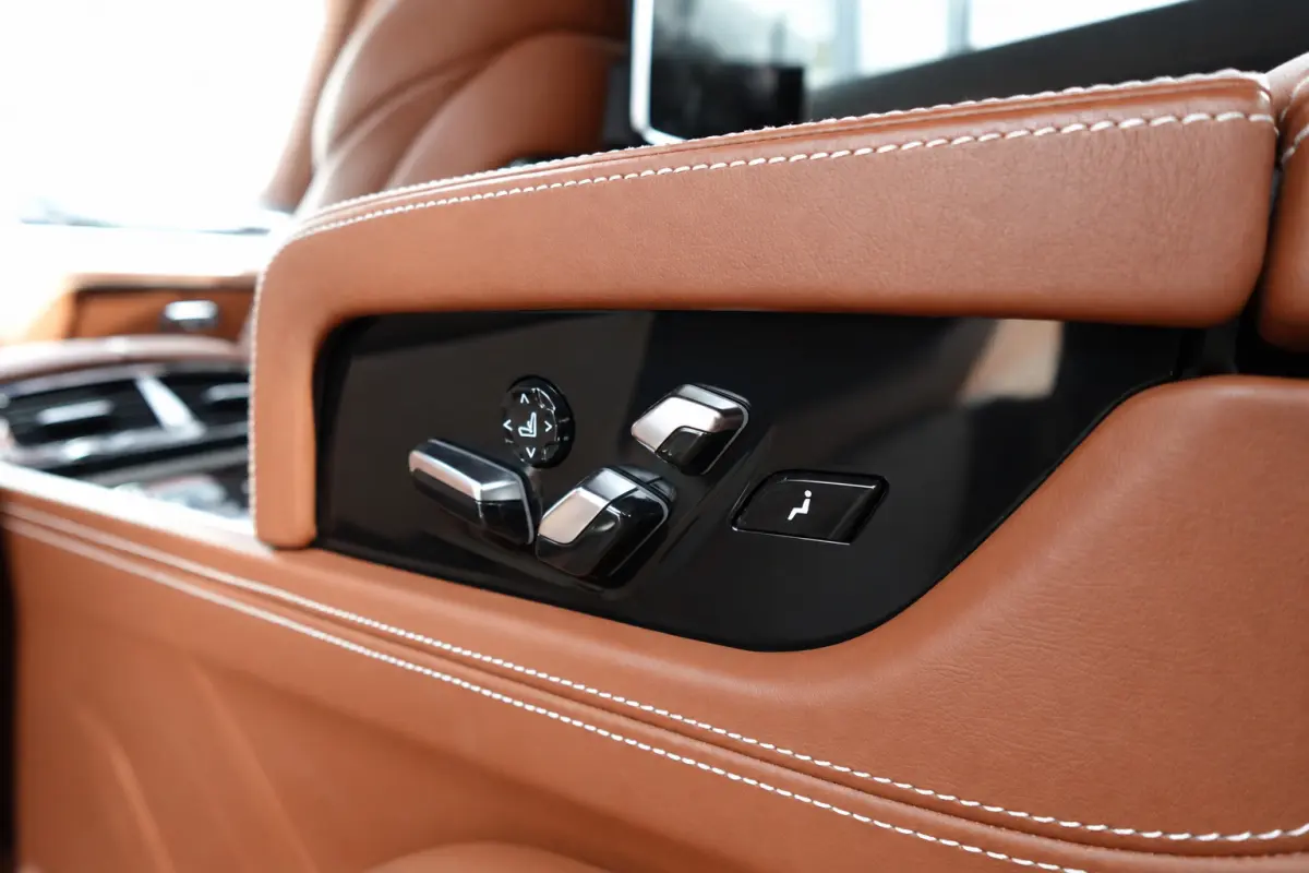 750Li xDrive PANO KEYLESS 360 CAM