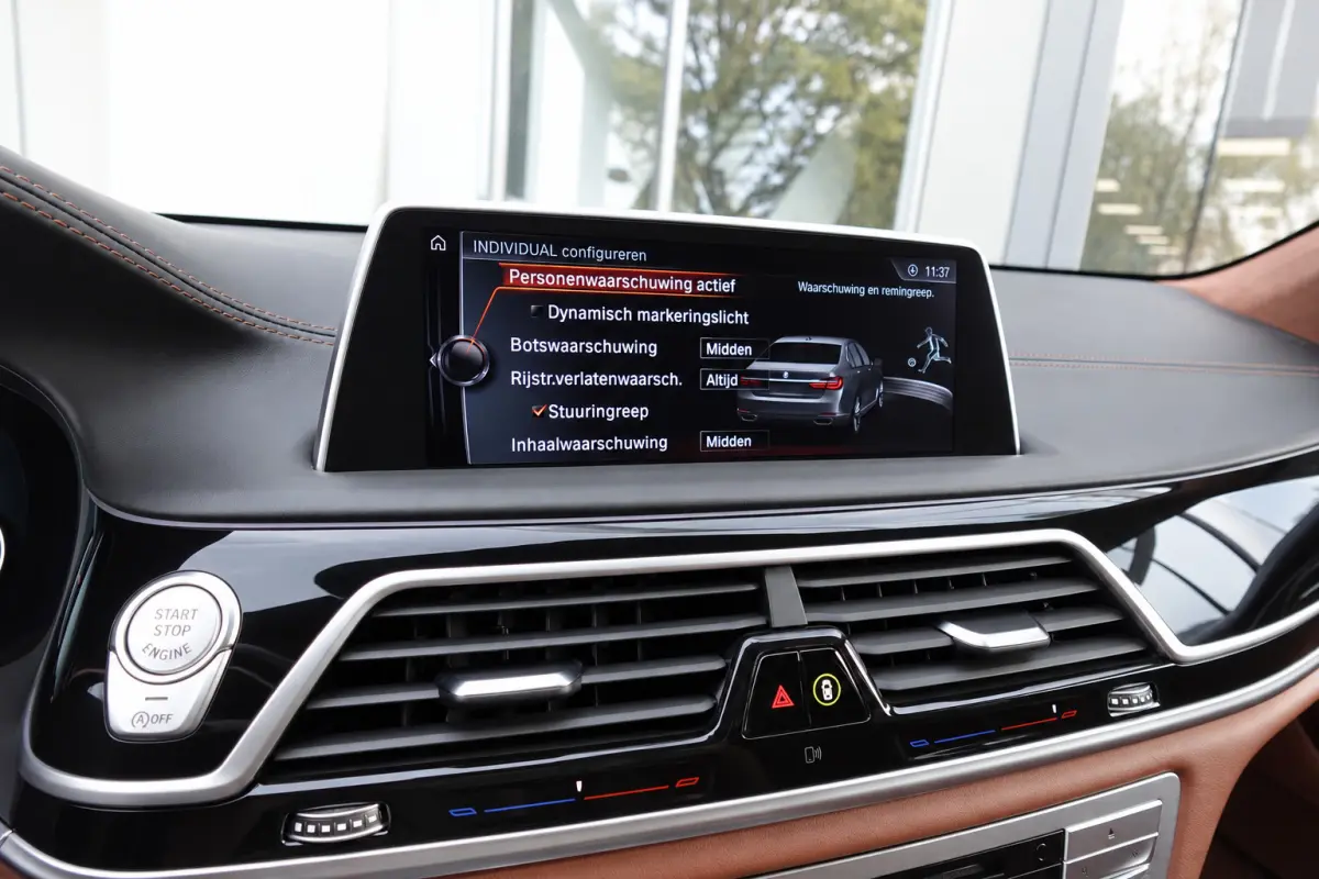 750Li xDrive PANO KEYLESS 360 CAM