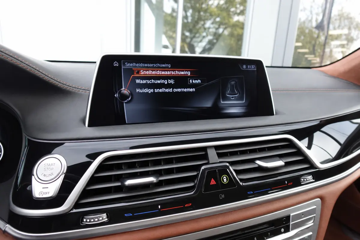 750Li xDrive PANO KEYLESS 360 CAM