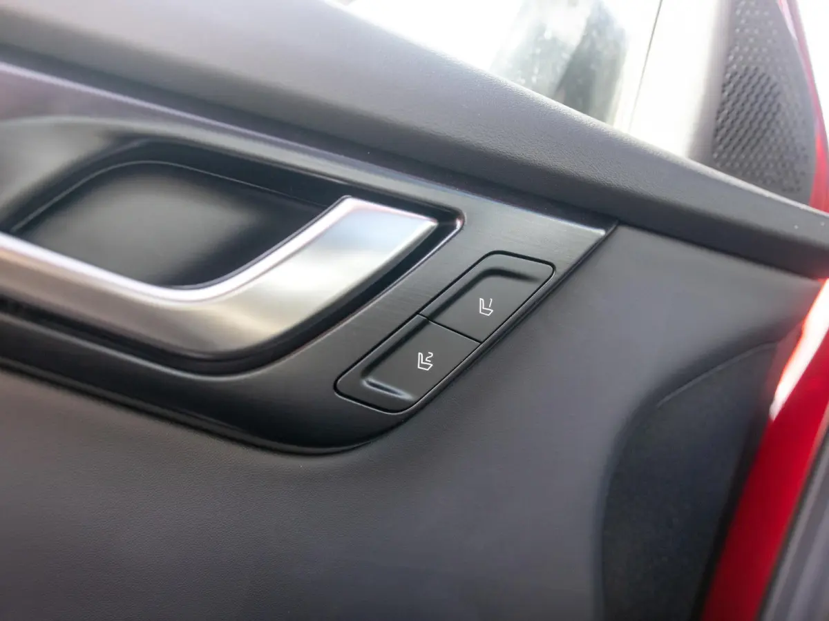 GT-Line Business Edition 84 kWh | Actieprijs* | Navi. | Clima. | Adapt. Cruise. | Stoel&Stuur Verwarming | Dodehoekassistentie | Privacy Glass | GT-Line Vegan Lederen Bekleding