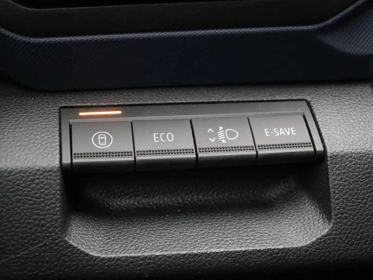 1.6 Hybrid 140 Journey | 1ste eigenaar | automaat | stoel en stuur verwarming | Trekhaak |