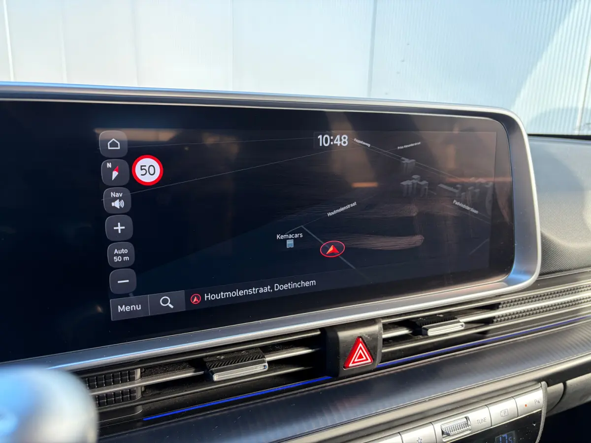 First Edition AWD 77.4 kWh | Stoelverwarming voor en achter | Apple Carplay/Android Auto | Navigatie | Cruise control adaptief | Panoramadak |