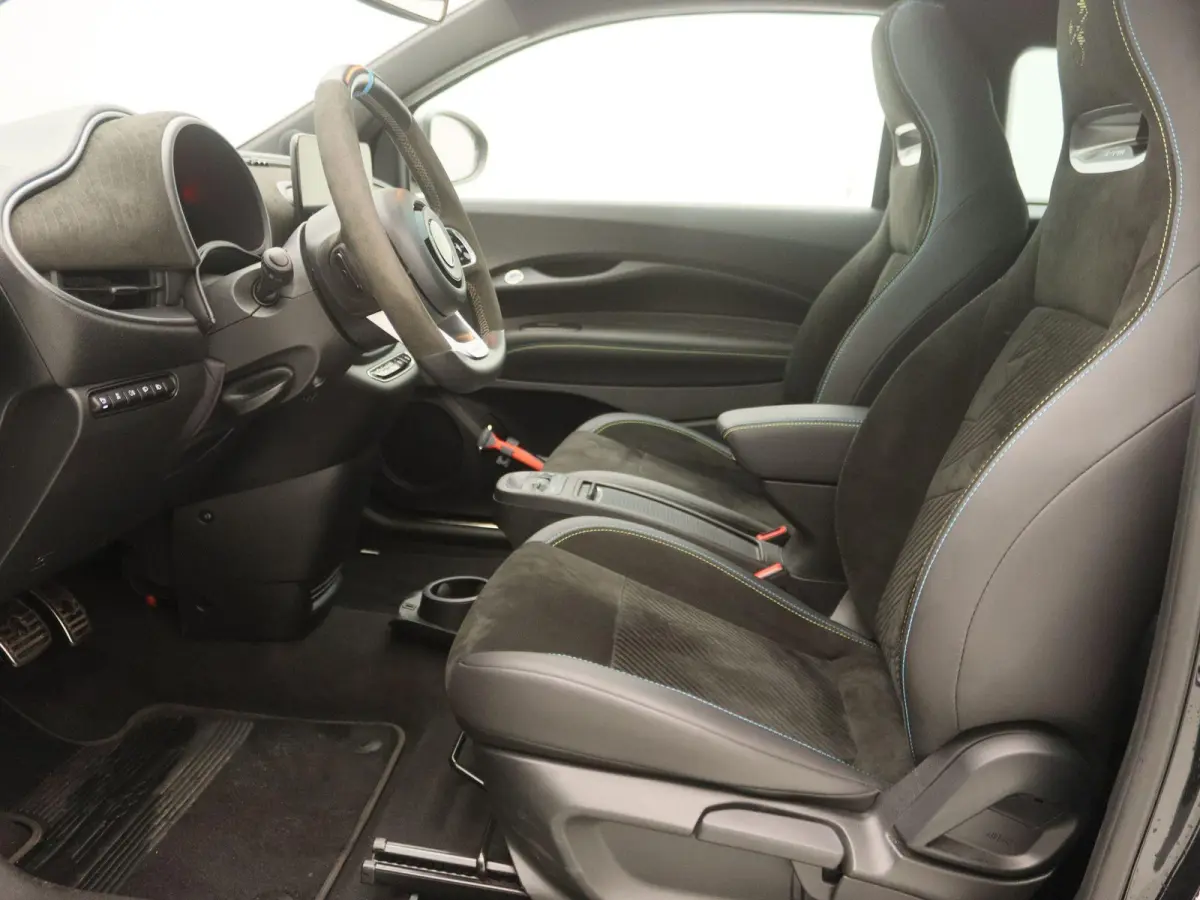 Abarth Turismo 42 kWh