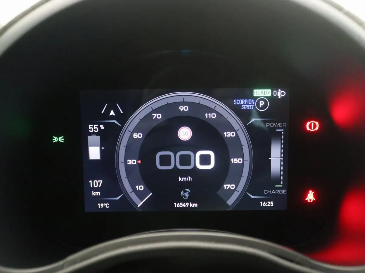Abarth Turismo 42 kWh
