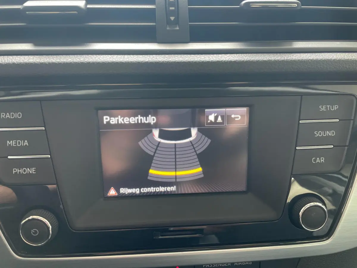 1.2 TSI Style AIRCO CRUISE CONTROL PARKEERSENSOREN
