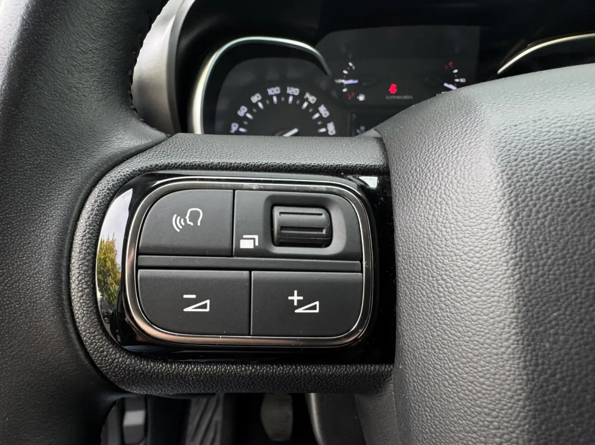1.2 PureTech Business|Keyless|Camera|Cruise|Carplay|