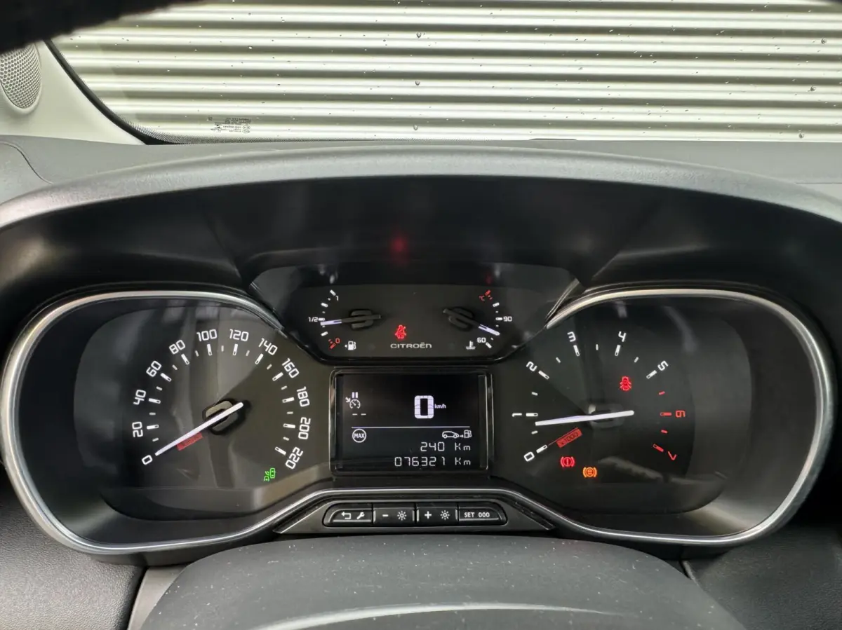 1.2 PureTech Business|Keyless|Camera|Cruise|Carplay|