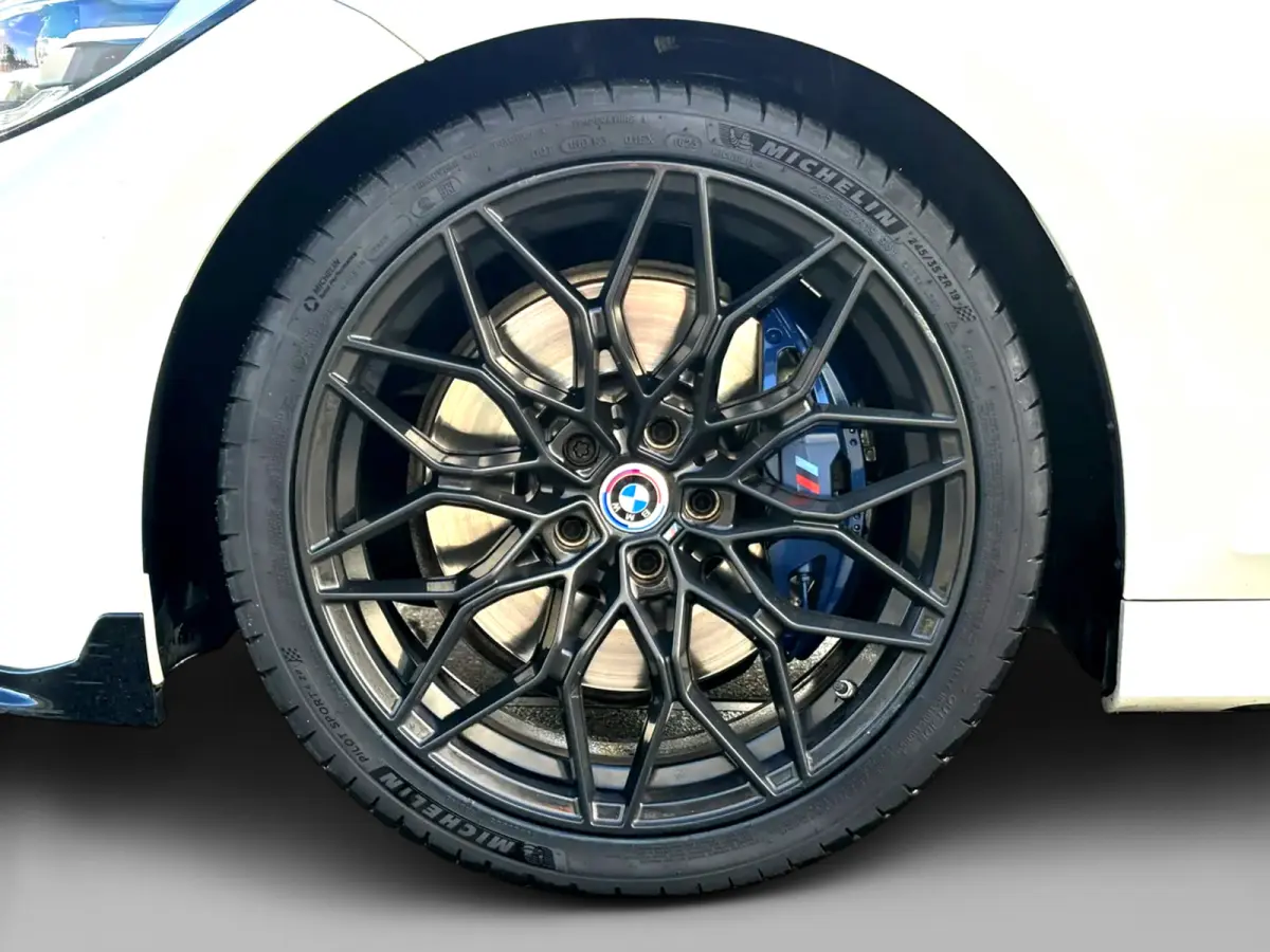 330i High Executive Edition M-sport (NL-auto, Dealer OndH, Panorama, Navi, StoelV, Stuur VerW, Etc)