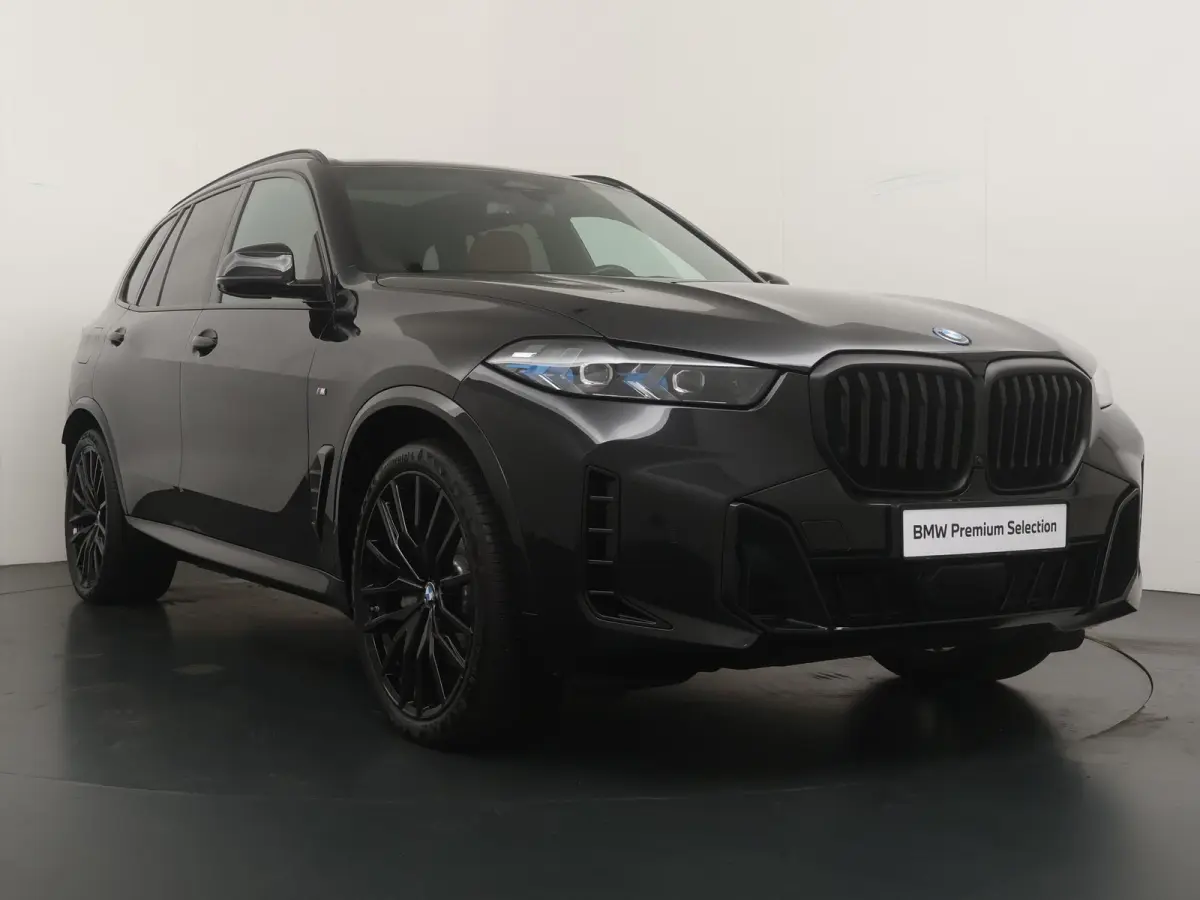 xDrive50e | M-Sportpakket | LED | HUD | Schuifdak | Trekhaak | Comfortzetels | DAB | Harman-kardon sound | Alu 22 inch