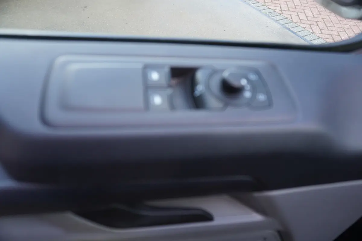 320 2.0 TDCI 170pk L2H1 Trend Nr. V077 | Adaptive Cruise / Navi /Camera /Schuifdeur L+R
