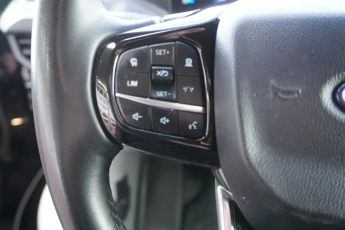 320 2.0 TDCI 170pk L2H1 Trend Nr. V077 | Adaptive Cruise / Navi /Camera /Schuifdeur L+R
