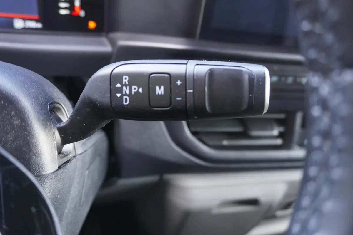 320 2.0 TDCI 170pk L2H1 Trend Nr. V077 | Adaptive Cruise / Navi /Camera /Schuifdeur L+R