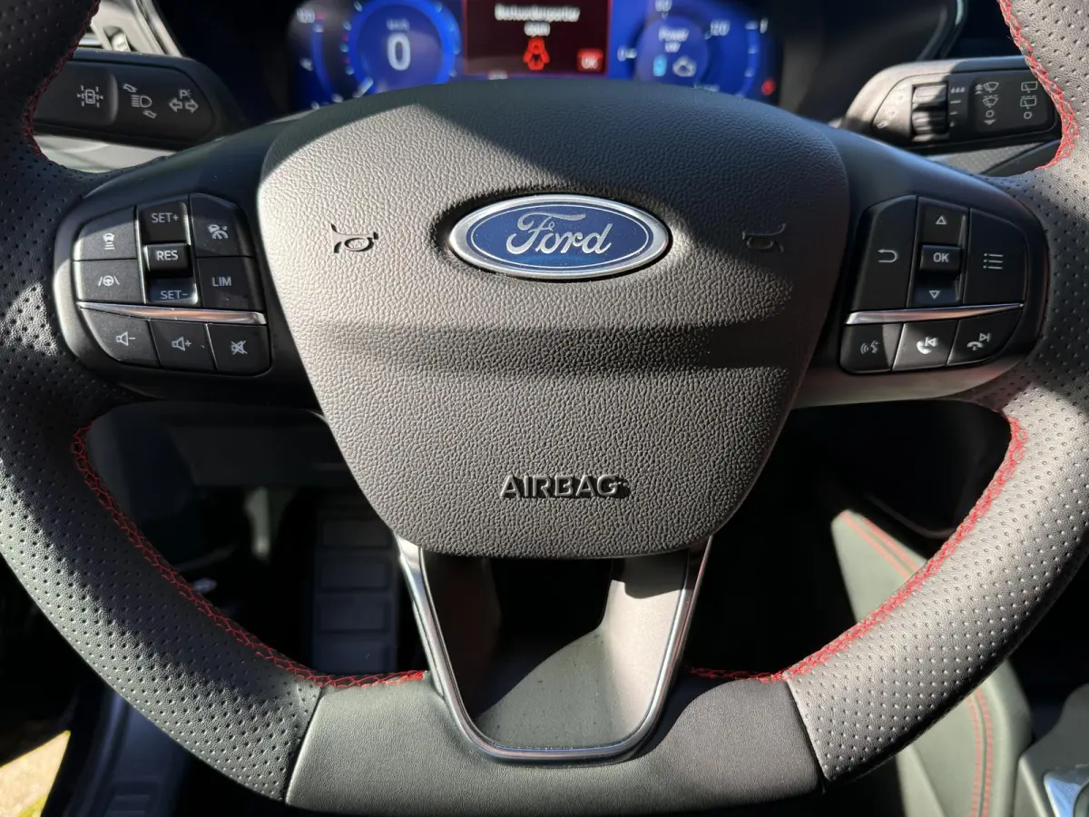 2.5 PHEV ST-Line X | Climate control | PDC + Camera | LM Velgen | Apple Carplay/Android Auto |