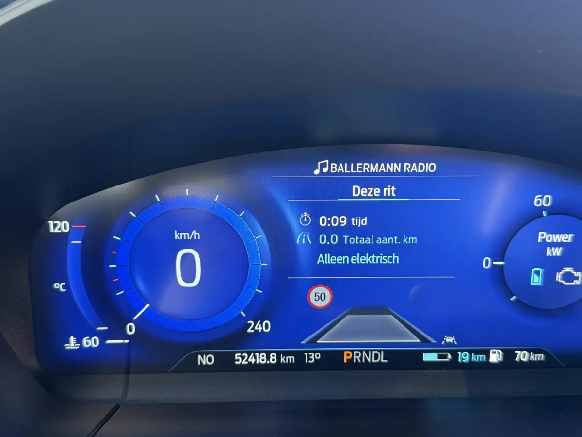 2.5 PHEV ST-Line X | Climate control | PDC + Camera | LM Velgen | Apple Carplay/Android Auto |