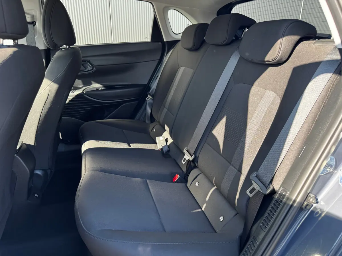 1.0 T-GDI 100pk Premium | Carplay | Climate control | Cruise control | Stoel/stuurverwarming | Camera | Parkeersensoren | DAB | Premium Audio | Lichtmetalen velgen | Navigatie