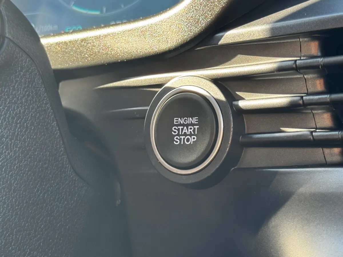 1.0 T-GDI 100pk Premium | Carplay | Climate control | Cruise control | Stoel/stuurverwarming | Camera | Parkeersensoren | DAB | Premium Audio | Lichtmetalen velgen | Navigatie