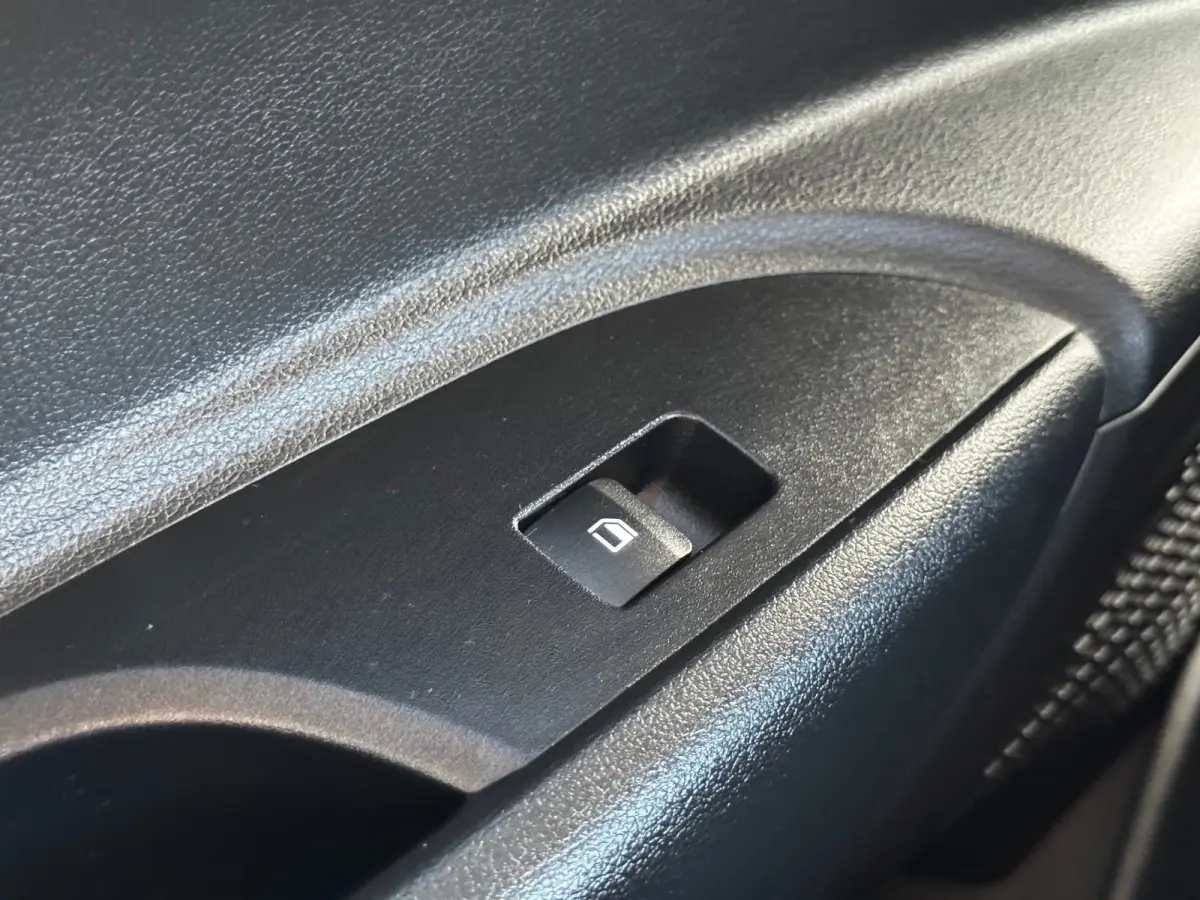 1.0 T-GDI 100pk Premium | Carplay | Climate control | Cruise control | Stoel/stuurverwarming | Camera | Parkeersensoren | DAB | Premium Audio | Lichtmetalen velgen | Navigatie