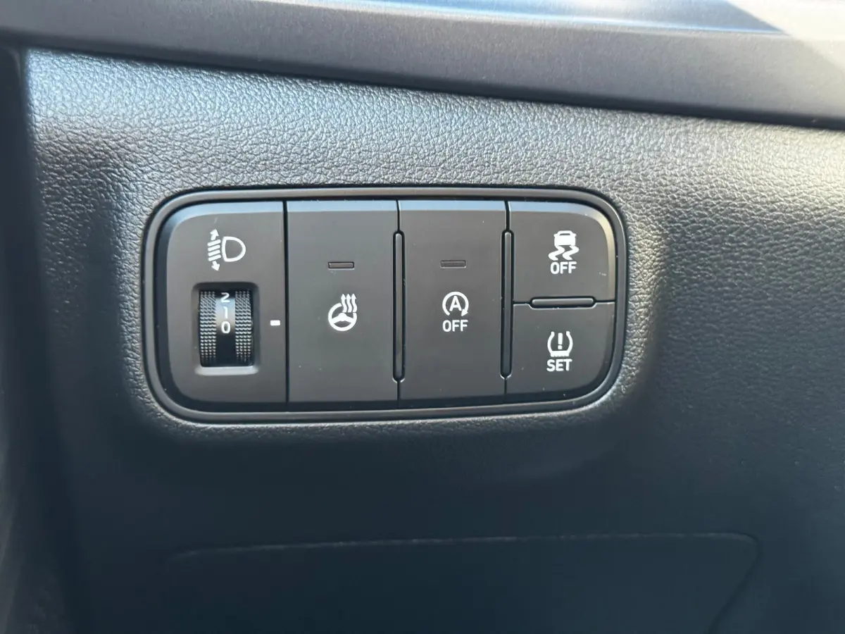 1.0 T-GDI 100pk Premium | Carplay | Climate control | Cruise control | Stoel/stuurverwarming | Camera | Parkeersensoren | DAB | Premium Audio | Lichtmetalen velgen | Navigatie