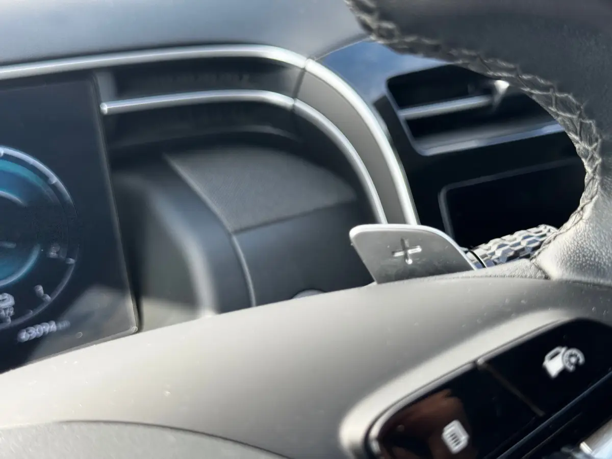 1.6 T-GDI 265pk PHEV Comfort Smart 4WD | Climate | Camera | Carplay | Keyless | Navigatie | Full - Led | Elek. Klep | Winterpakket | 19" Lichtmetaal | Krell Audio | Digitale Cockpit | Parkee
