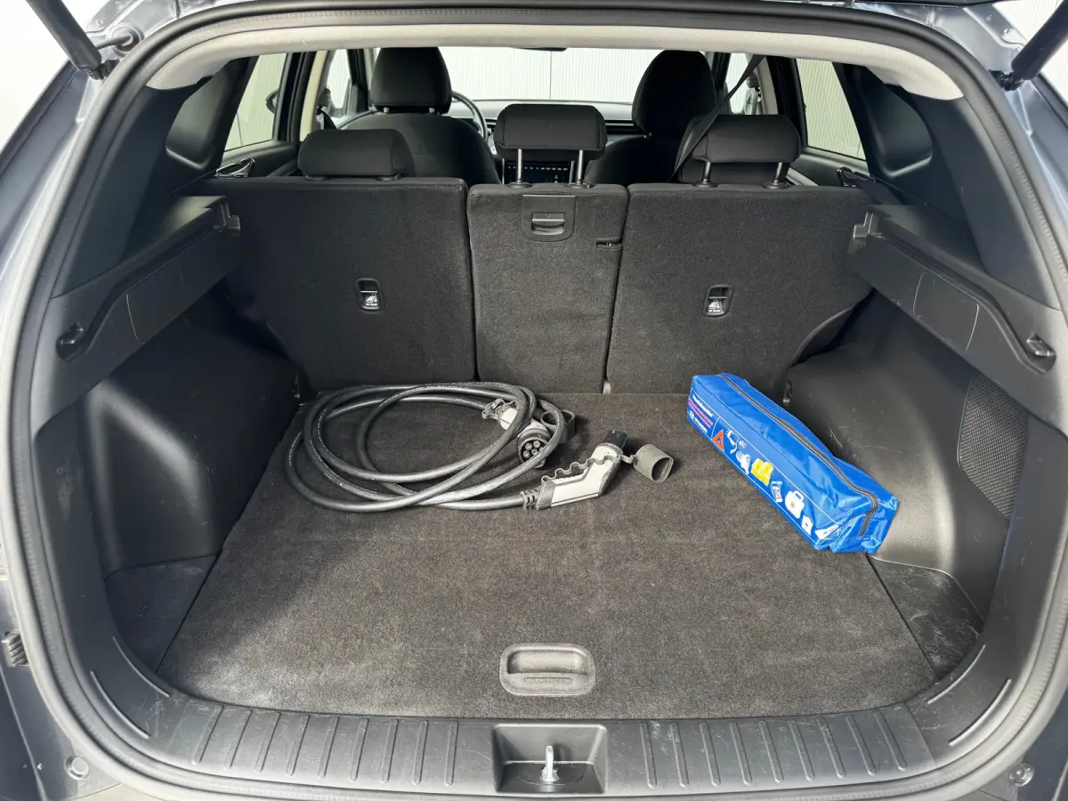 1.6 T-GDI 265pk PHEV Comfort Smart 4WD | Climate | Camera | Carplay | Keyless | Navigatie | Full - Led | Elek. Klep | Winterpakket | 19" Lichtmetaal | Krell Audio | Digitale Cockpit | Parkee
