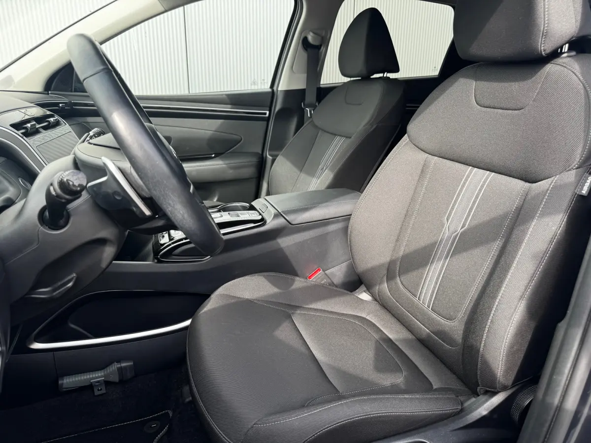 1.6 T-GDI 265pk PHEV Comfort Smart 4WD | Climate | Camera | Carplay | Keyless | Navigatie | Full - Led | Elek. Klep | Winterpakket | 19" Lichtmetaal | Krell Audio | Digitale Cockpit | Parkee