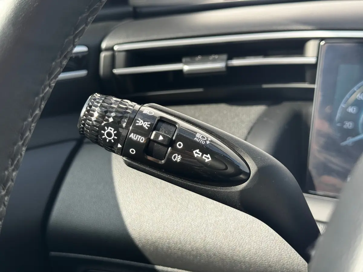 1.6 T-GDI 265pk PHEV Comfort Smart 4WD | Climate | Camera | Carplay | Keyless | Navigatie | Full - Led | Elek. Klep | Winterpakket | 19" Lichtmetaal | Krell Audio | Digitale Cockpit | Parkee