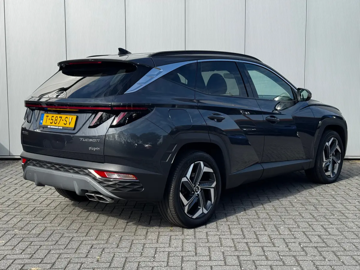 1.6 T-GDI 265pk PHEV Comfort Smart 4WD | Climate | Camera | Carplay | Keyless | Navigatie | Full - Led | Elek. Klep | Winterpakket | 19" Lichtmetaal | Krell Audio | Digitale Cockpit | Parkee