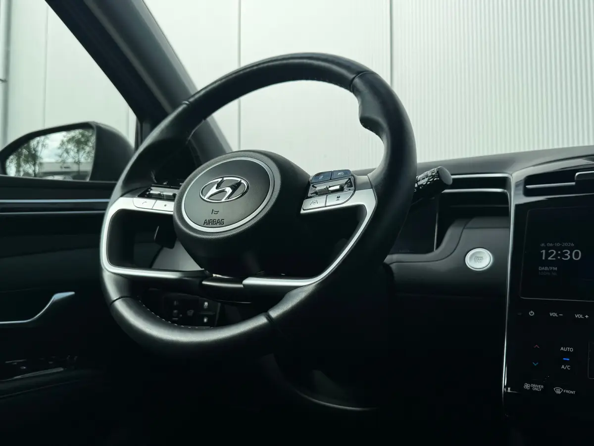 1.6 T-GDI 265pk PHEV Comfort Smart 4WD | Climate | Camera | Carplay | Keyless | Navigatie | Full - Led | Elek. Klep | Winterpakket | 19" Lichtmetaal | Krell Audio | Digitale Cockpit | Parkee