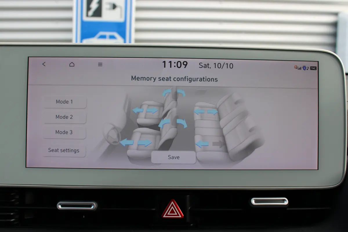 Lounge AWD 73kWh | Afneembare Trekhaak | Airco (automatisch) | Audio installatie premium