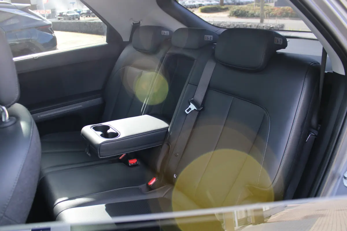 Lounge AWD 73kWh | Afneembare Trekhaak | Airco (automatisch) | Audio installatie premium