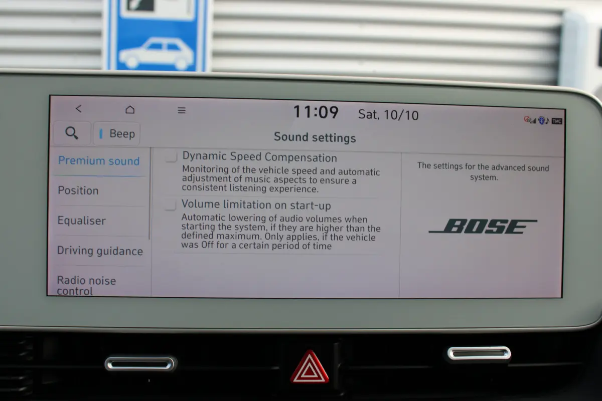 Lounge AWD 73kWh | Afneembare Trekhaak | Airco (automatisch) | Audio installatie premium