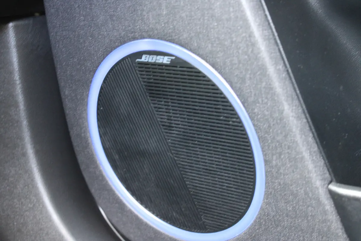 Lounge AWD 73kWh | Afneembare Trekhaak | Airco (automatisch) | Audio installatie premium