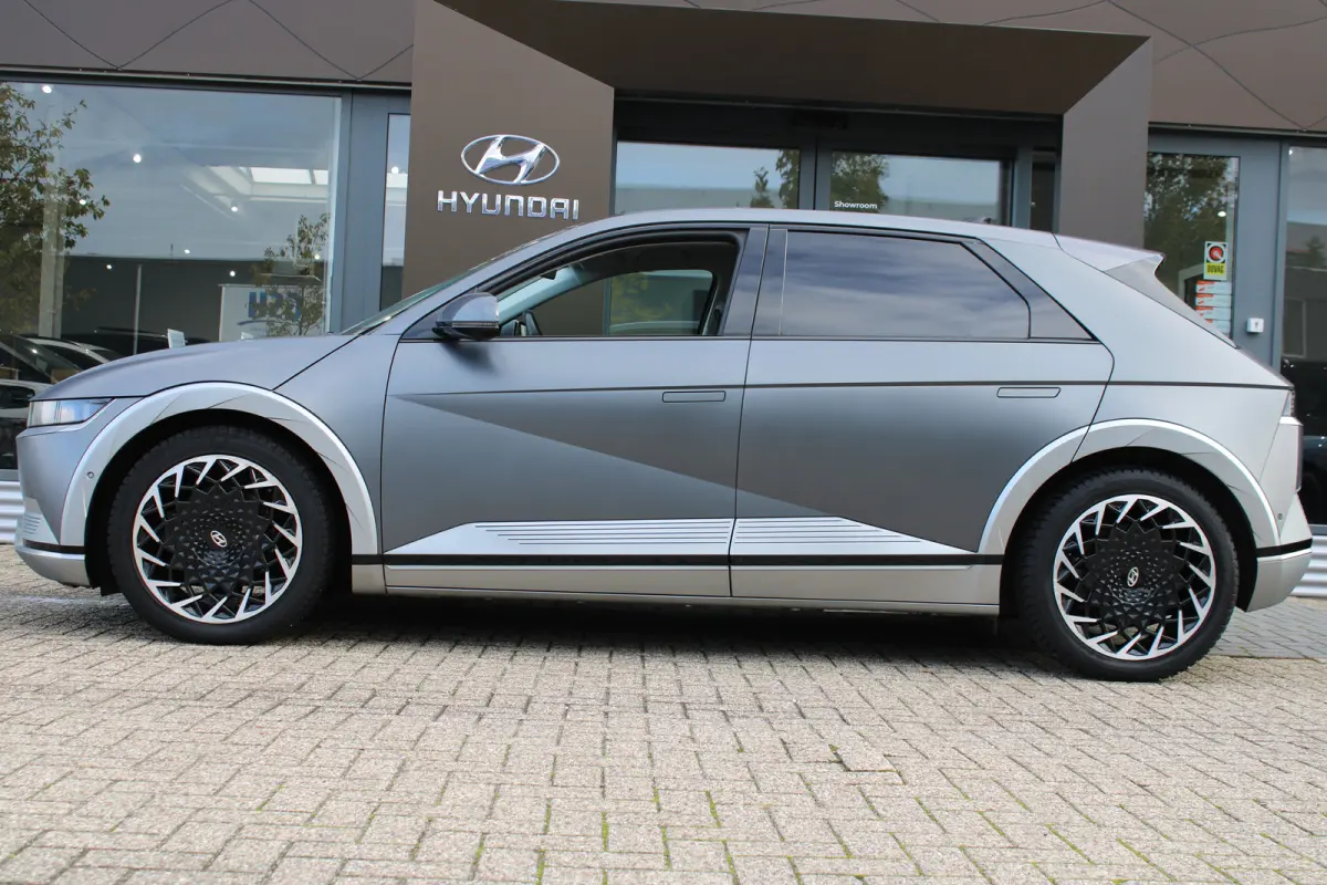 Lounge AWD 73kWh | Afneembare Trekhaak | Airco (automatisch) | Audio installatie premium