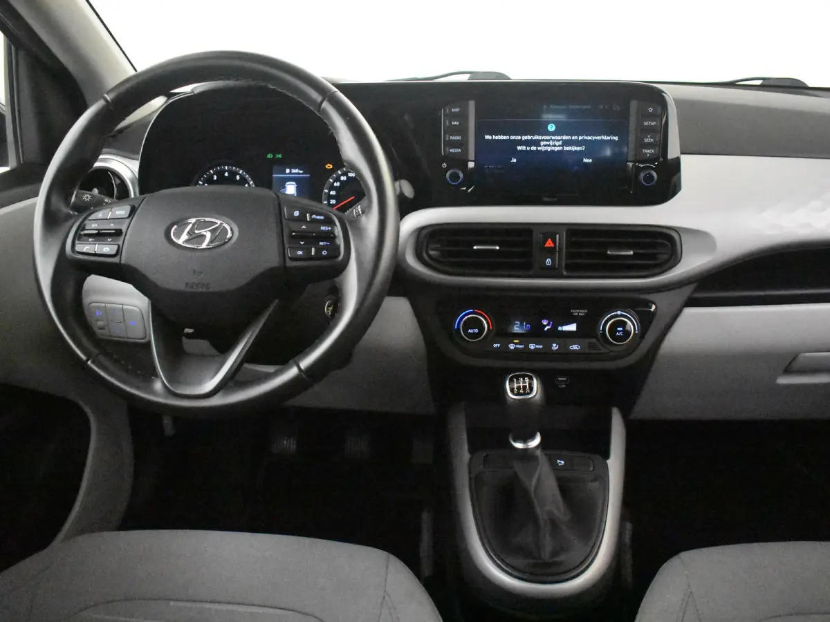 1.0 Premium l Camera l Automatische Airco l Parkeersensoren l Navigatie l Elektr. Pakket l