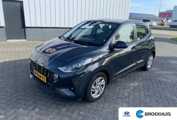 1.0 Premium l Camera l Automatische Airco l Parkeersensoren l Navigatie l Elektr. Pakket l