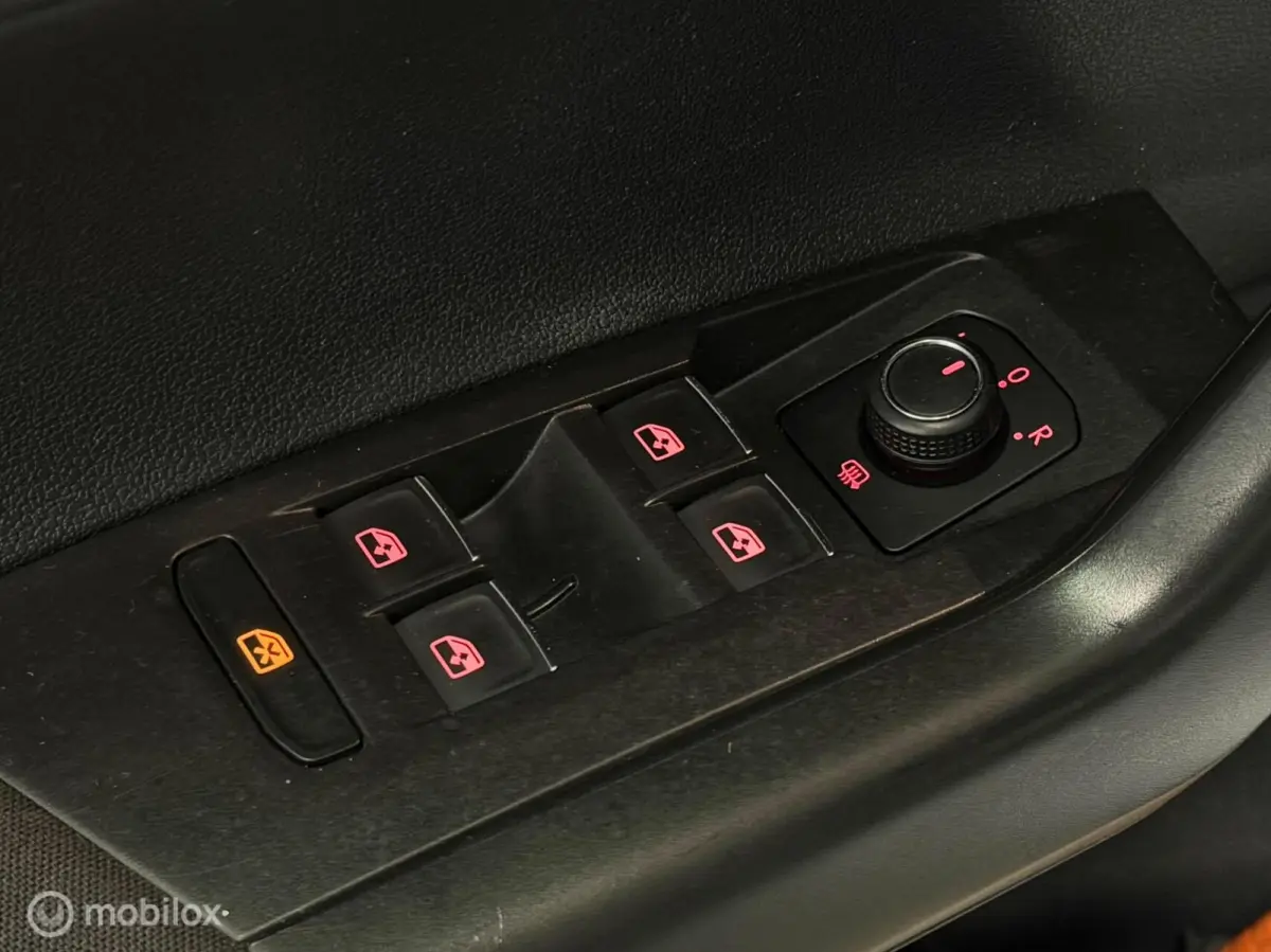 1.0 TSI Highline Apple Carplay/ACC/PDC/