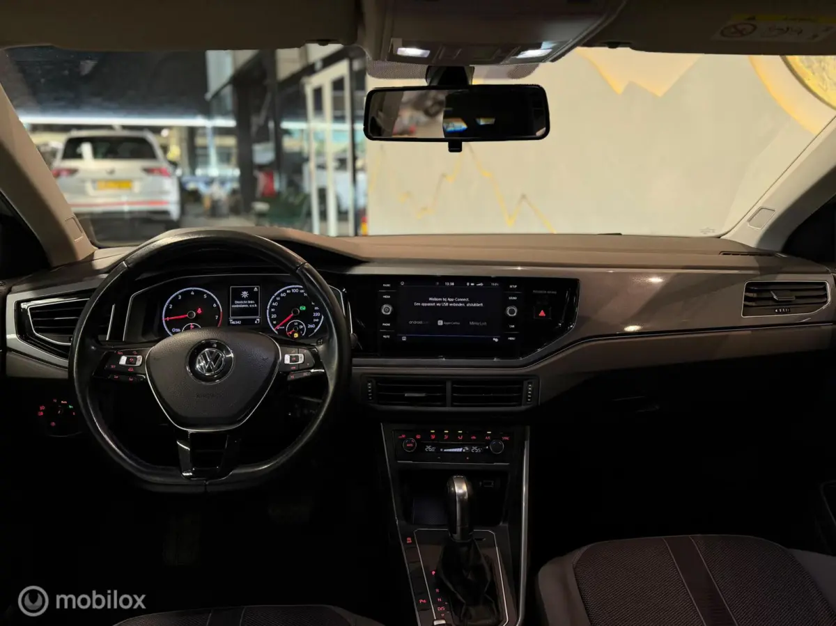 1.0 TSI Highline Apple Carplay/ACC/PDC/