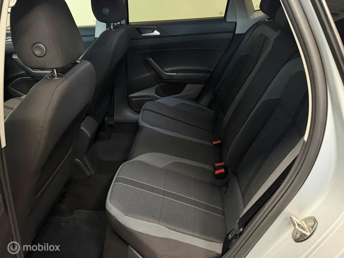 1.0 TSI Highline Apple Carplay/ACC/PDC/