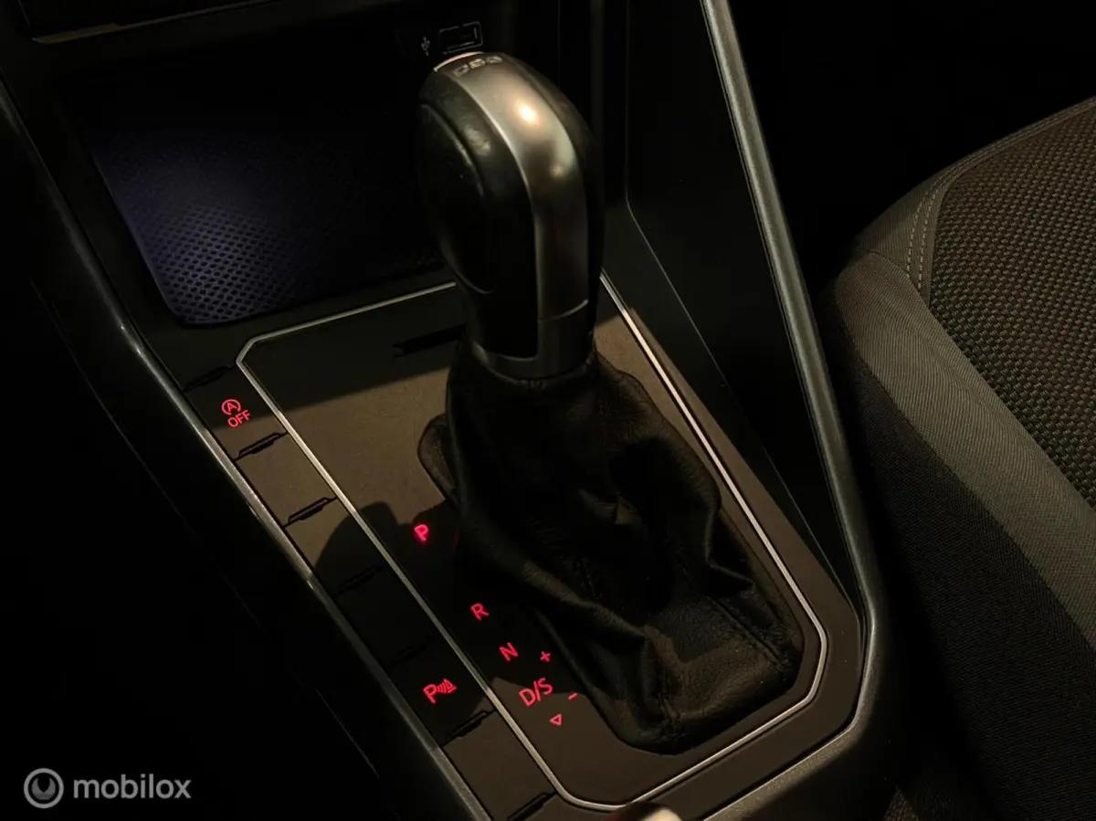 1.0 TSI Highline Apple Carplay/ACC/PDC/